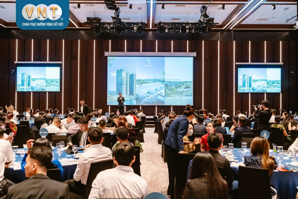 Private booking SkyM Hạ Long