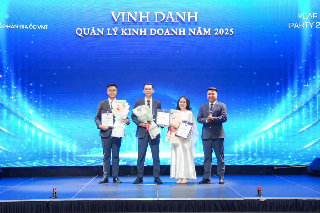 Vinh Danh Quản Lý Kinh Doanh Năm 2025
